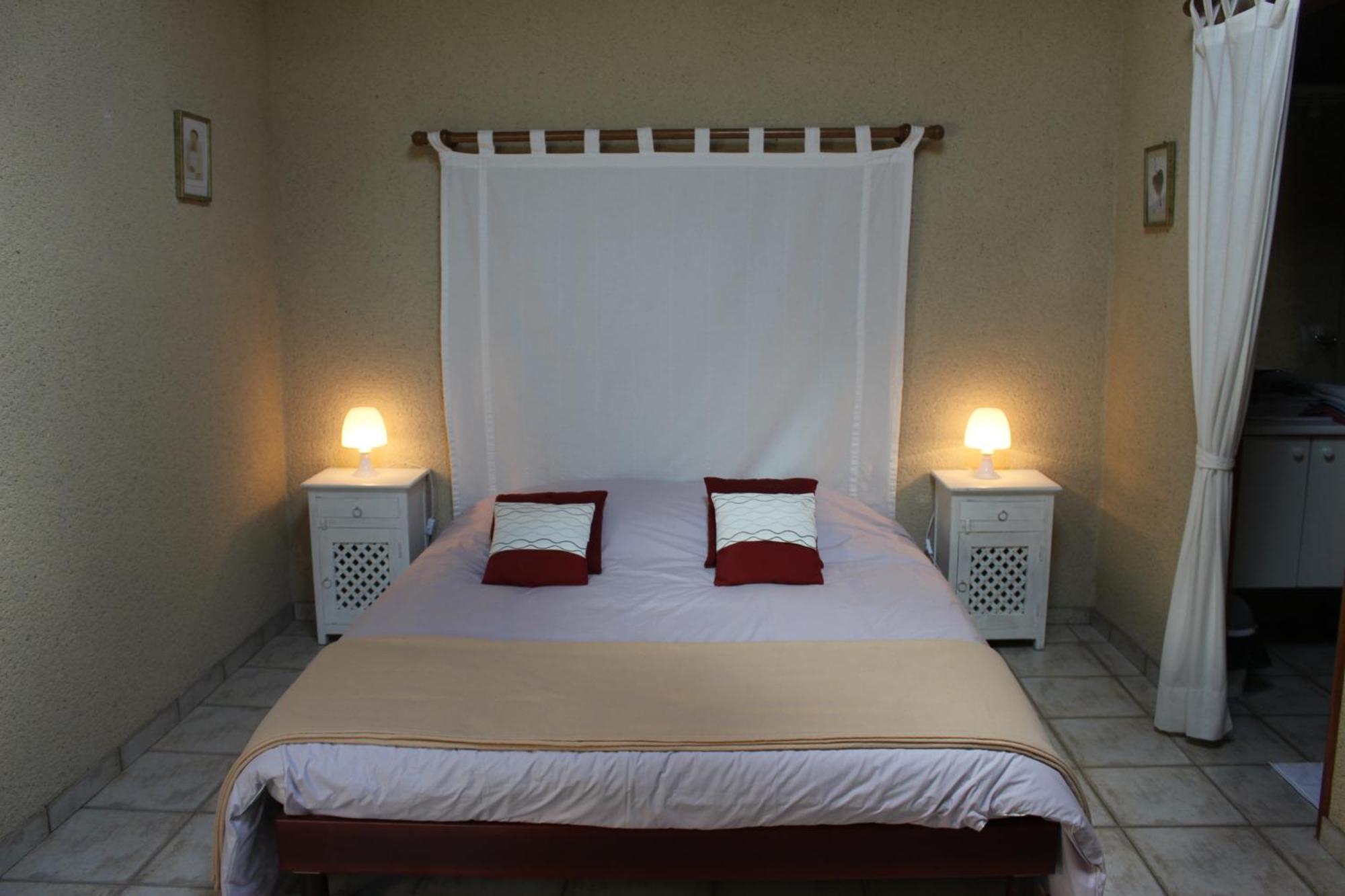 Le Vignal Villa Monflanquin Kamer foto