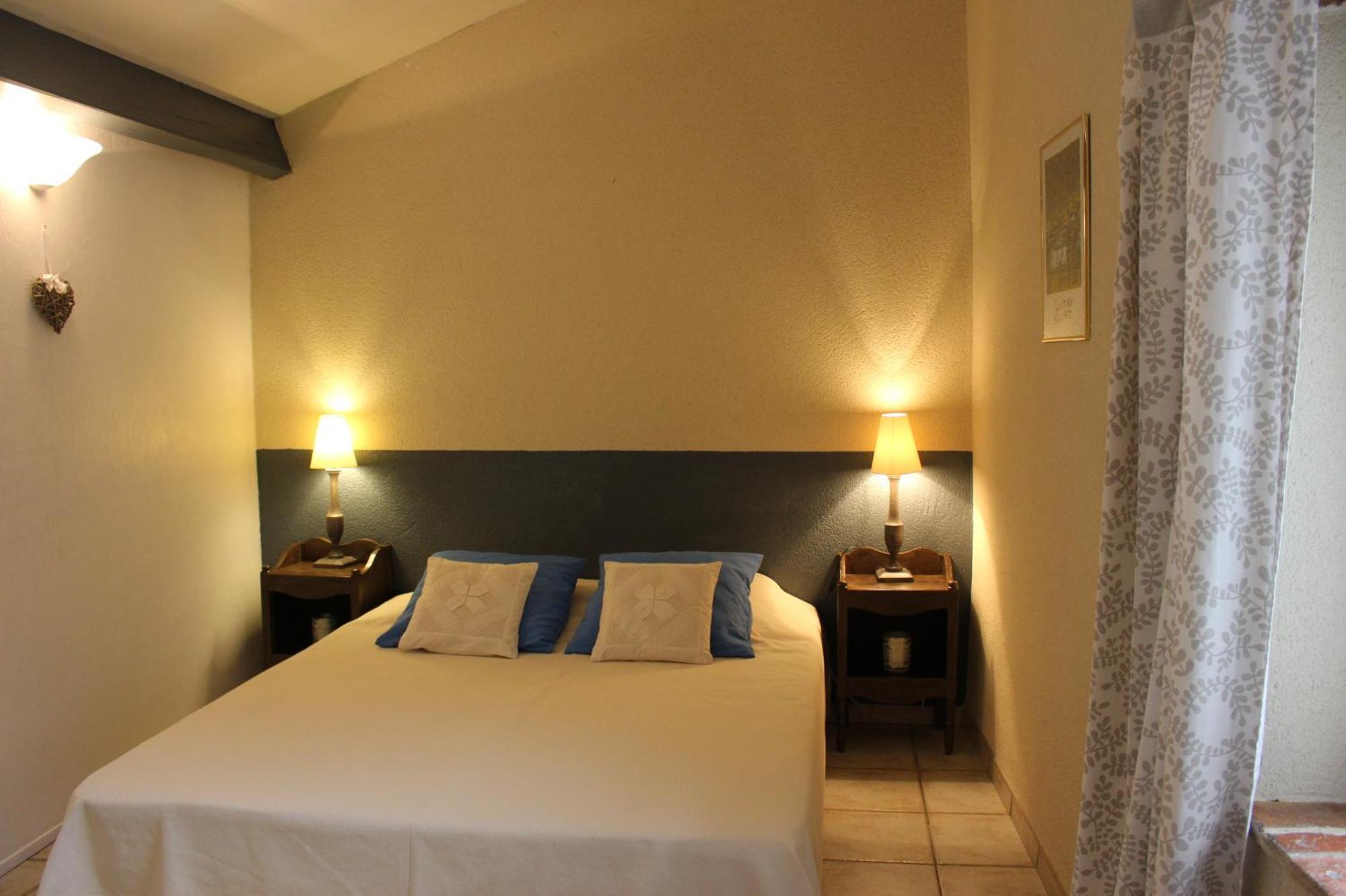Le Vignal Villa Monflanquin Kamer foto